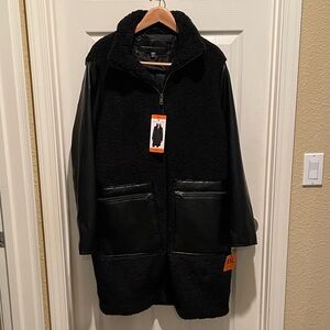 NWT - Ladies Black Sherpa Zip-Front Coat with Faux Leather Sleeves; Marc NY XXL